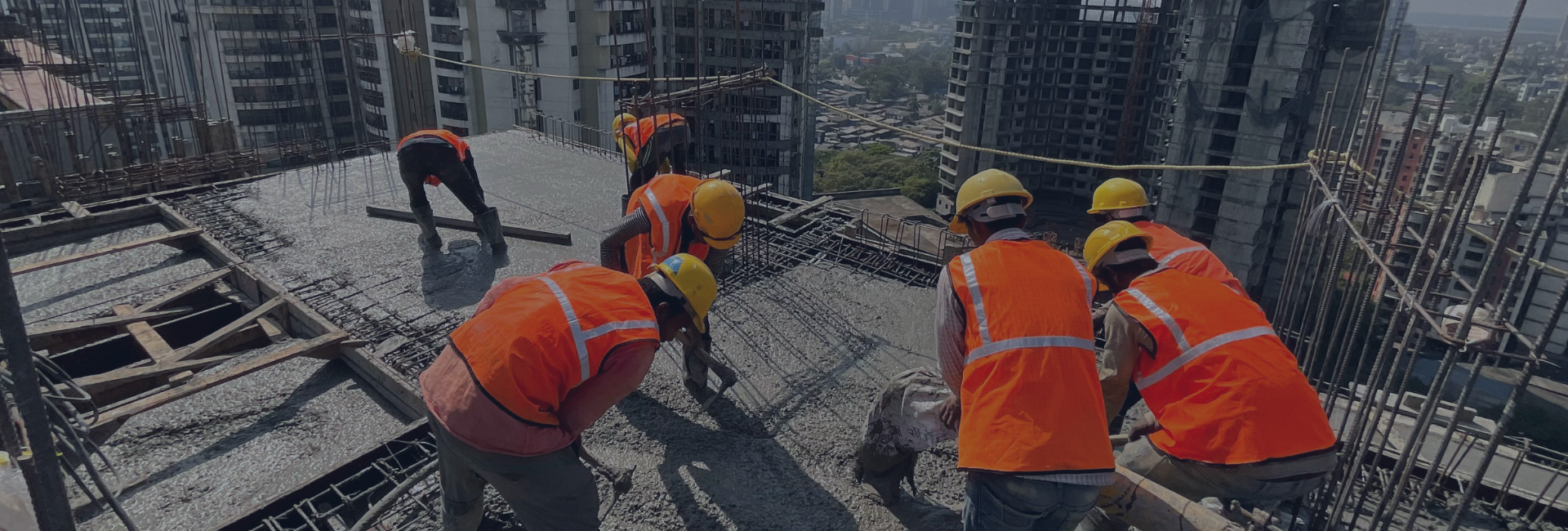 1920x650_Trabalhadores_construção